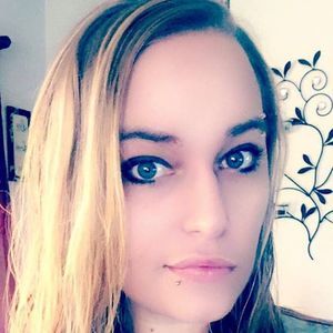 Meet your Posher, Stacy